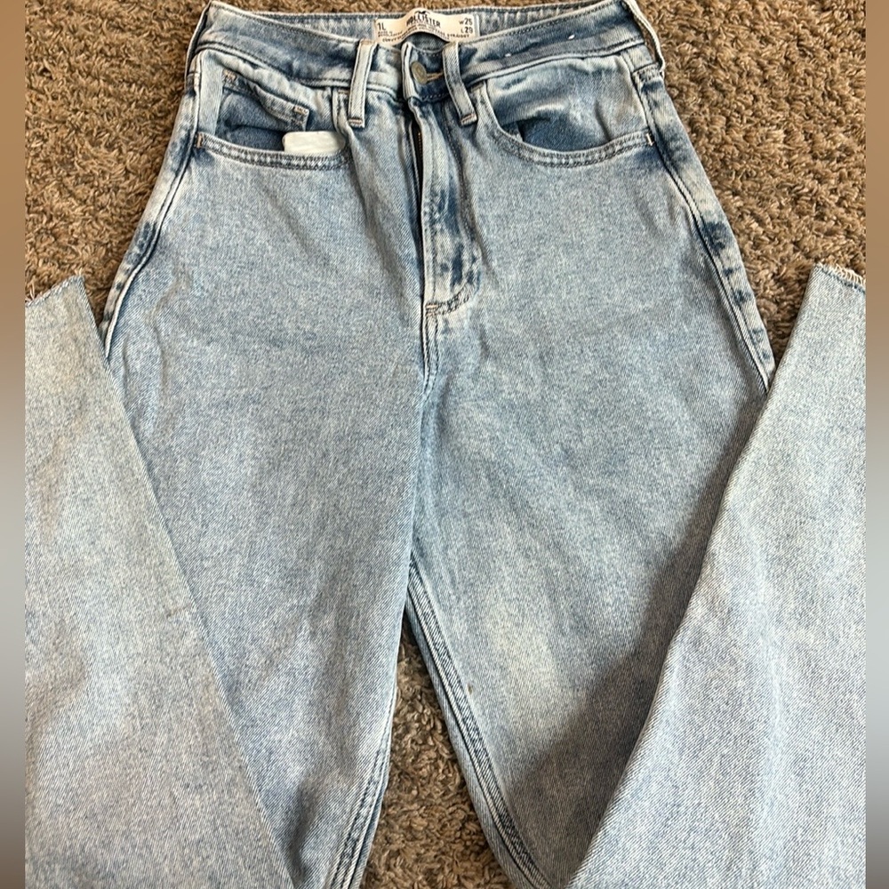 Hollister jeans